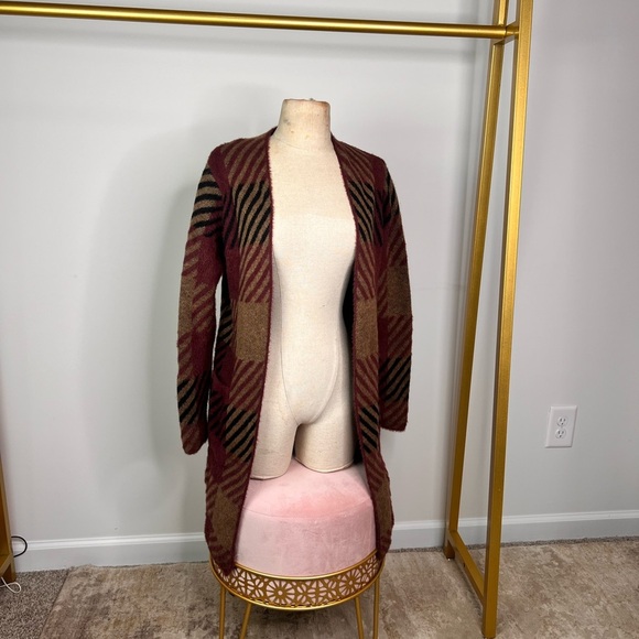 Nine West Sweaters - Nine West Burgundy and Tan Geometric Cardigan